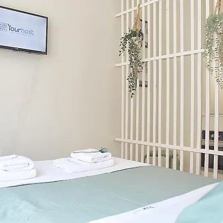 Classy Urban Life Apartment