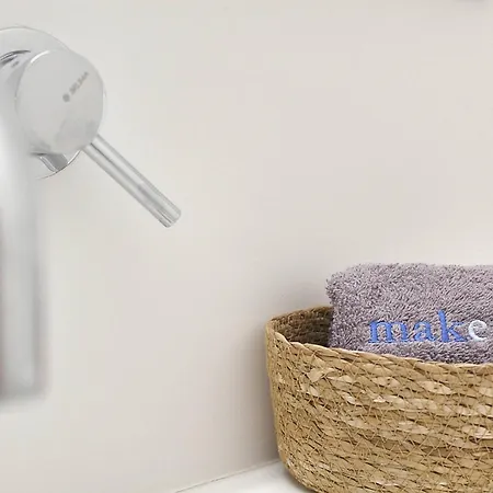 Classy Urban Life Apartment *